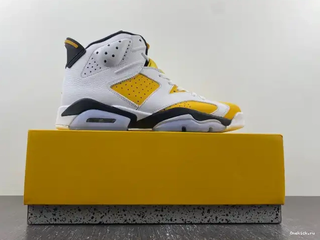 One Kick Ochre CT8529-170 6 Air Jordan Yellow 0526